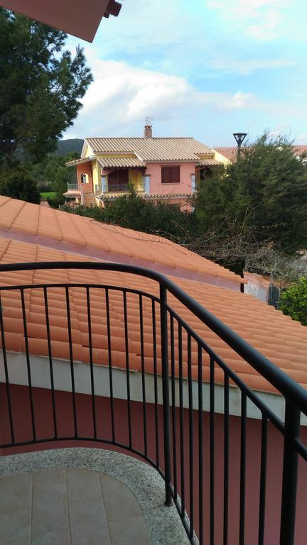 ポルト・ピノ Casa Rubinaヴィラ エクステリア 写真